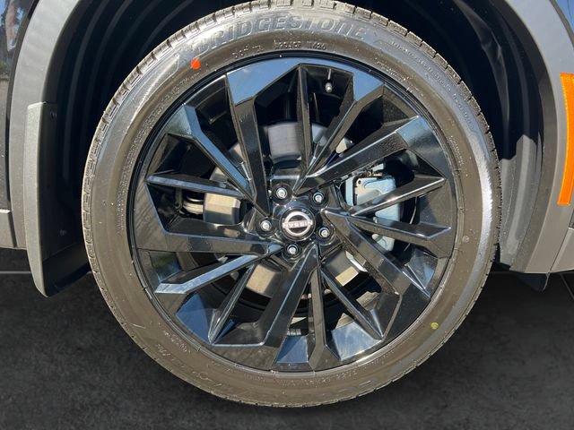 New 2026 Nissan Rogue SL AWD/4WD image 9