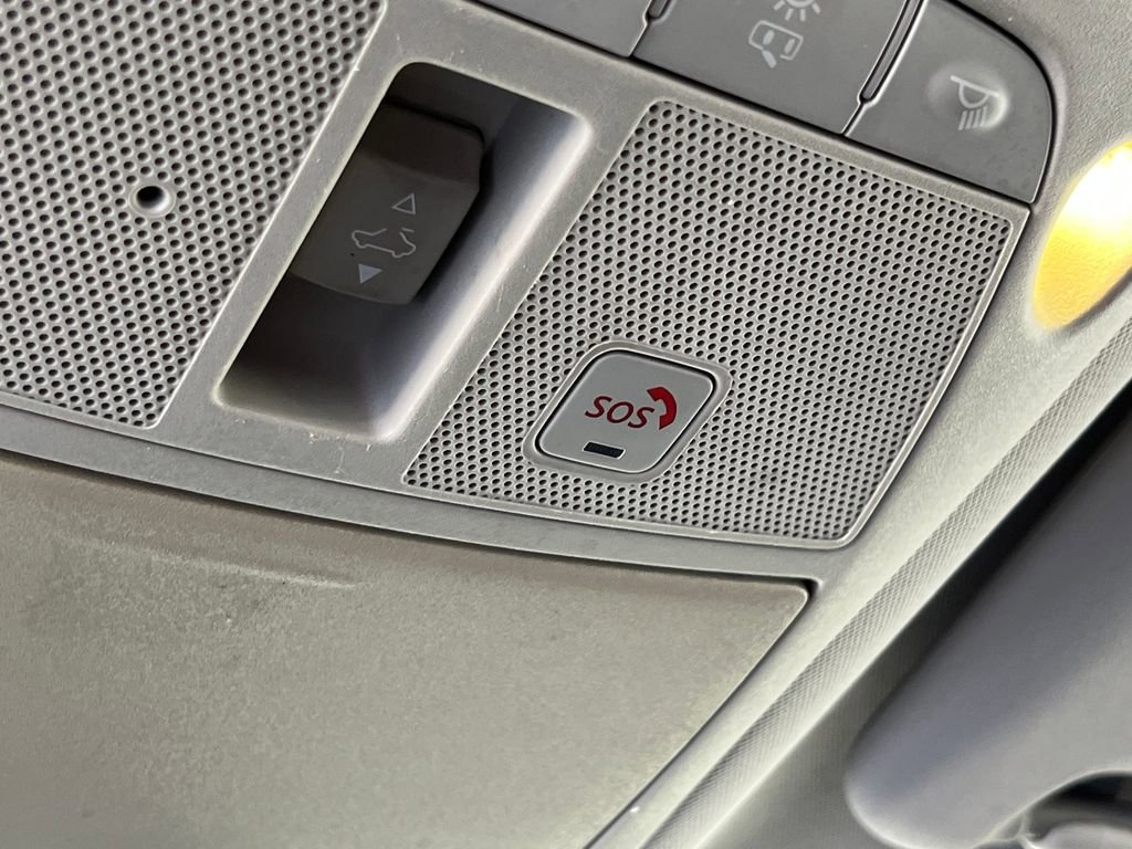 Used 2017 Nissan Rogue Sport SL w/ SL Premium Package FWD image 41