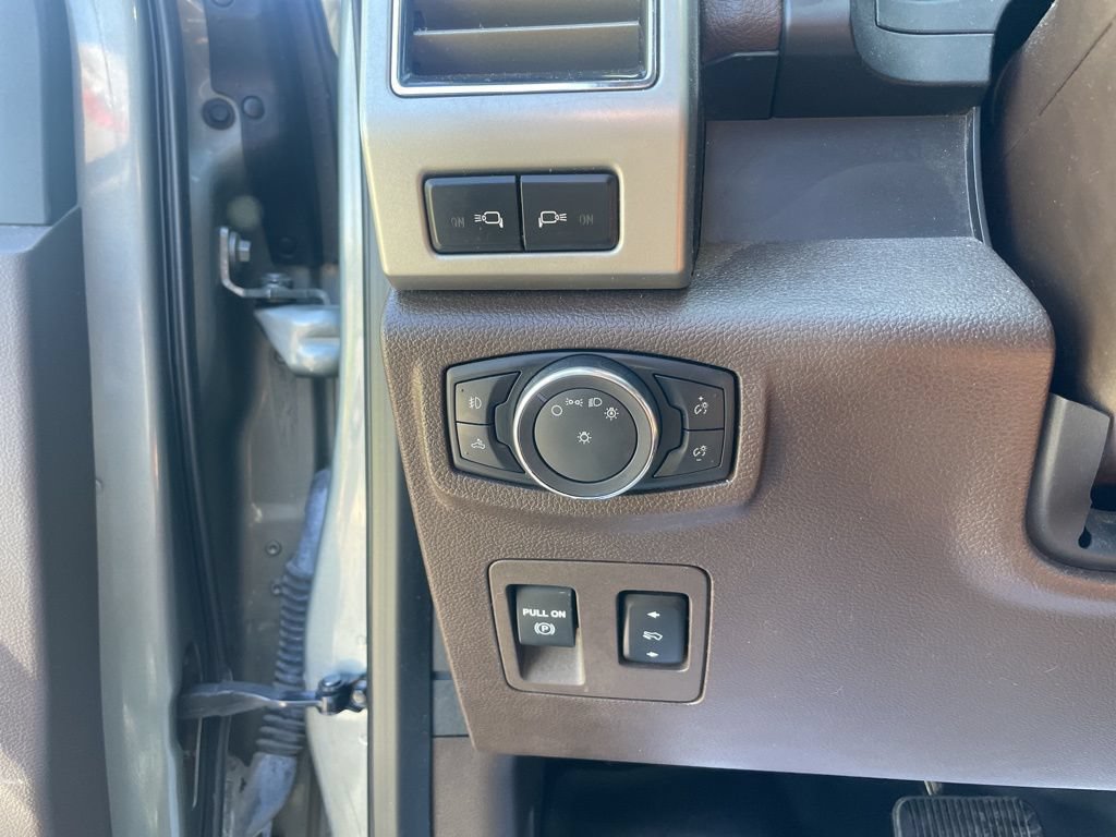 Used 2019 Ford F150 King Ranch w/ Max Trailer Tow Package AWD/4WD image 17