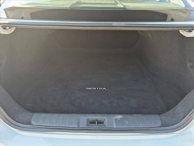 Used 2025 Nissan Sentra SV FWD image 6