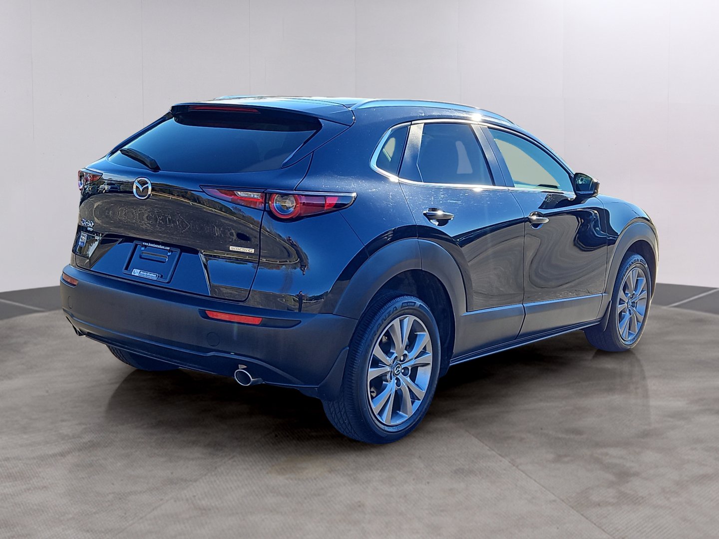 Used 2024 MAZDA CX-30 AWD 2.5 S w/ Preferred Package image 2
