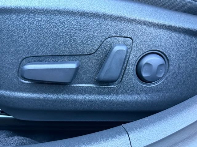 Used 2023 Hyundai Kona Limited w/ Cargo Package AWD/4WD image 20