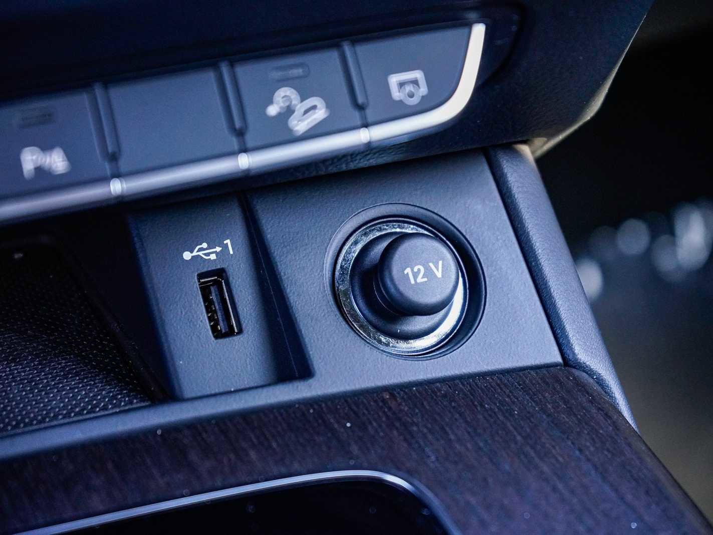 Used 2023 Audi Q5 2.0T Prestige w/ Prestige Package image 22