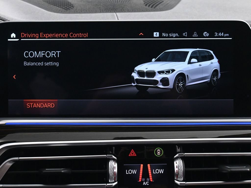 Used 2020 BMW X5 xDrive40i w/ M Sport Package image 43