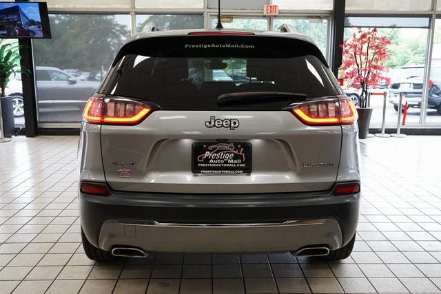 Used 2019 Jeep Cherokee Limited image 14