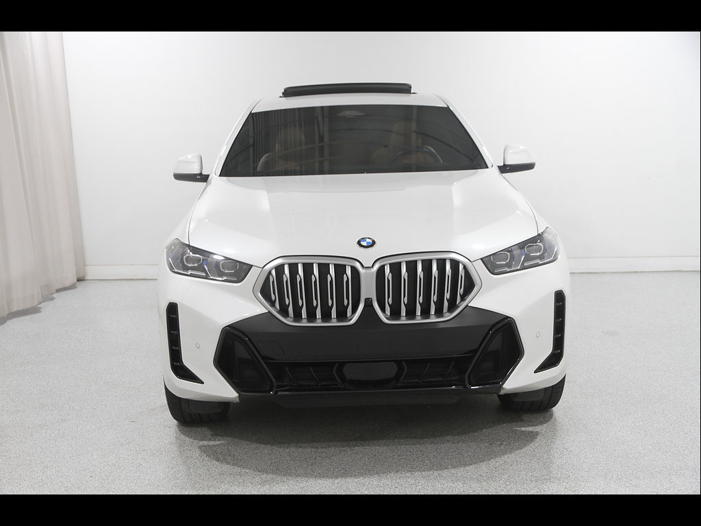 Used 2024 BMW X6 xDrive40i w/ Premium Package AWD/4WD image 2