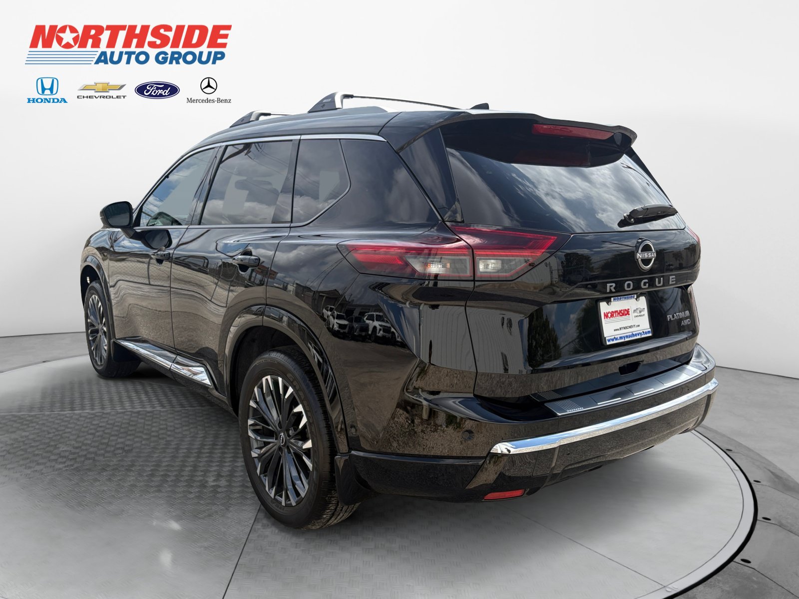 Used 2026 Nissan Rogue Platinum w/ Platinum Premium Package AWD/4WD image 5