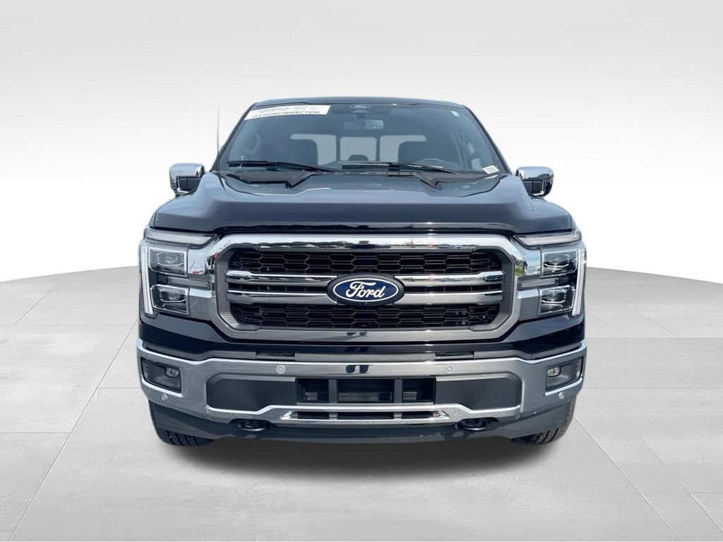 Used 2025 Ford F150 Lariat w/ Equipment Group 501A Mid AWD/4WD image 3