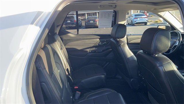 Used 2020 Chevrolet Traverse Premier w/ Redline Edition image 28
