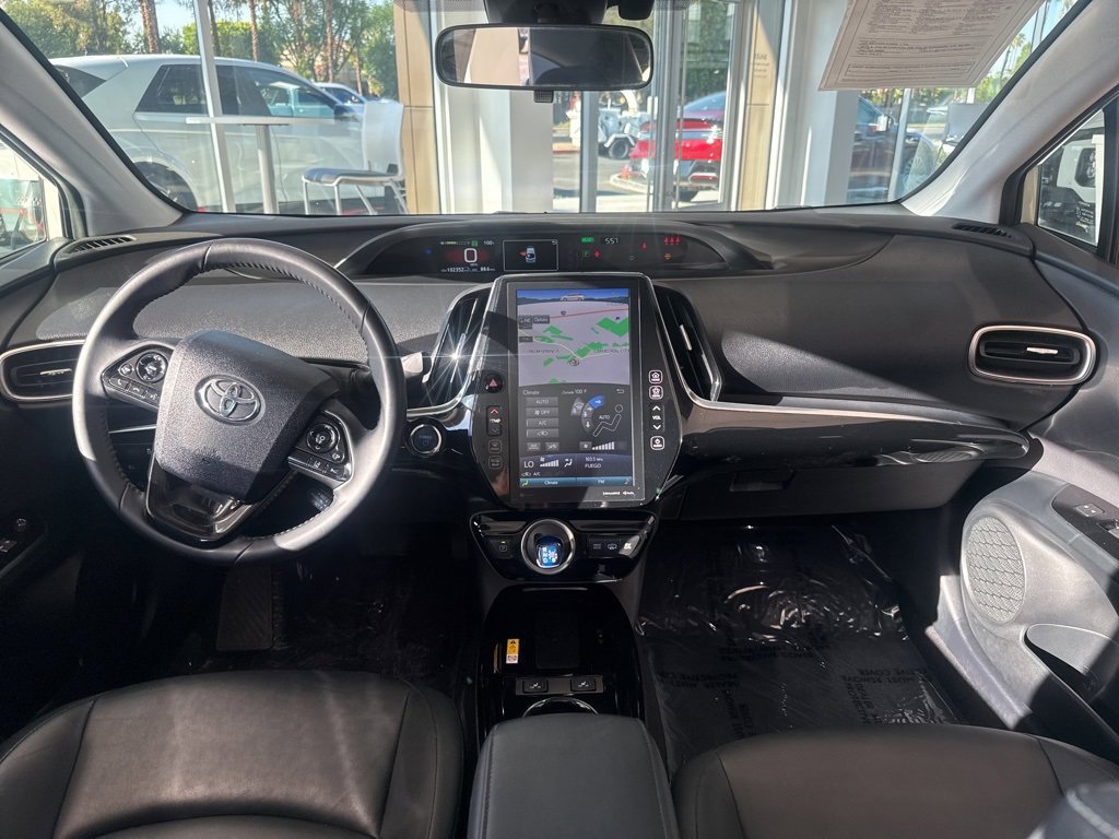 Used 2022 Toyota Prius Prime XLE image 18