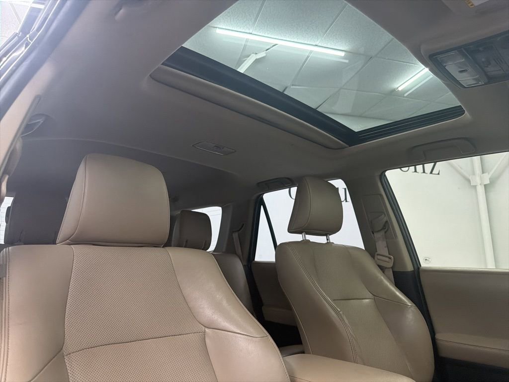 Used 2018 Toyota 4Runner Limited image 30