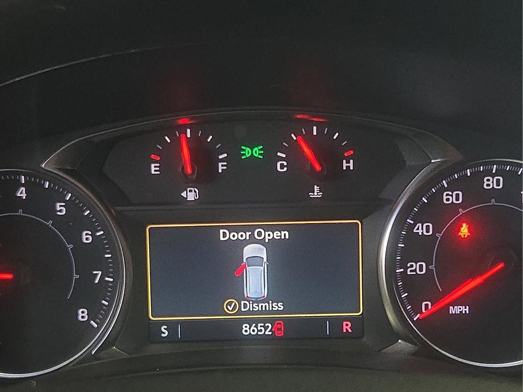 Used 2024 GMC Terrain SLE w/ Driver Convenience Package image 24