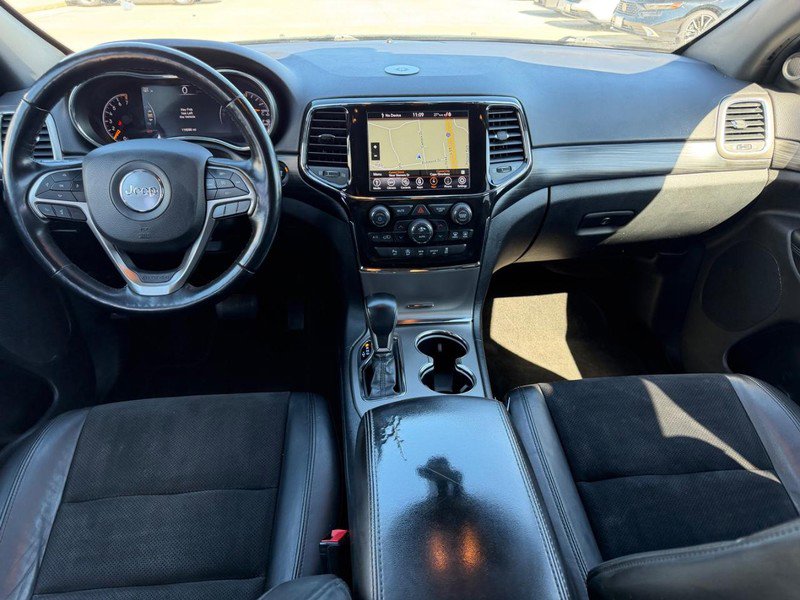 Used 2021 Jeep Grand Cherokee Laredo X image 10