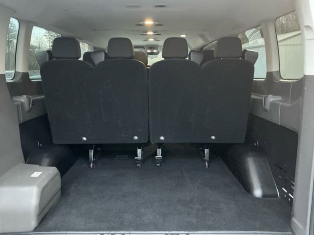 Used 2023 Ford Transit 350 XLT RWD image 18