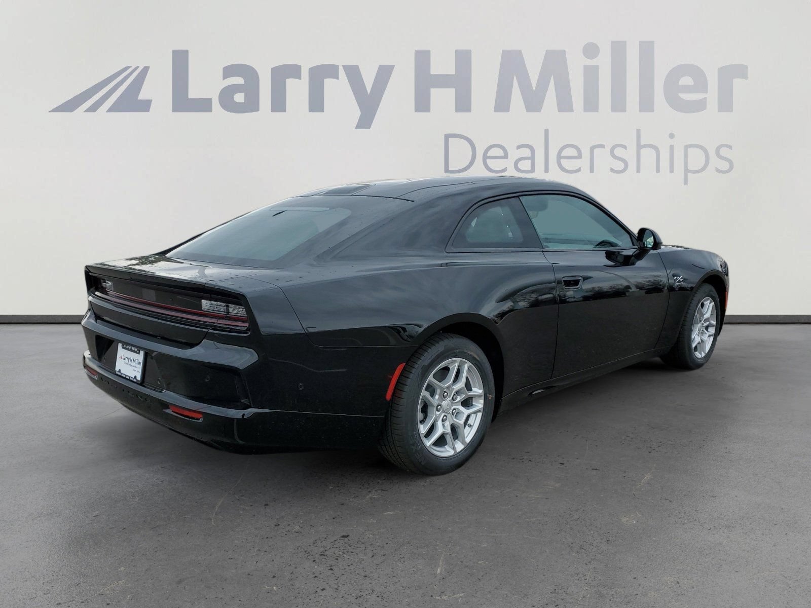 New 2025 Dodge Charger Daytona R/T w/ Quick Order Package 25M R/T AWD/4WD image 6