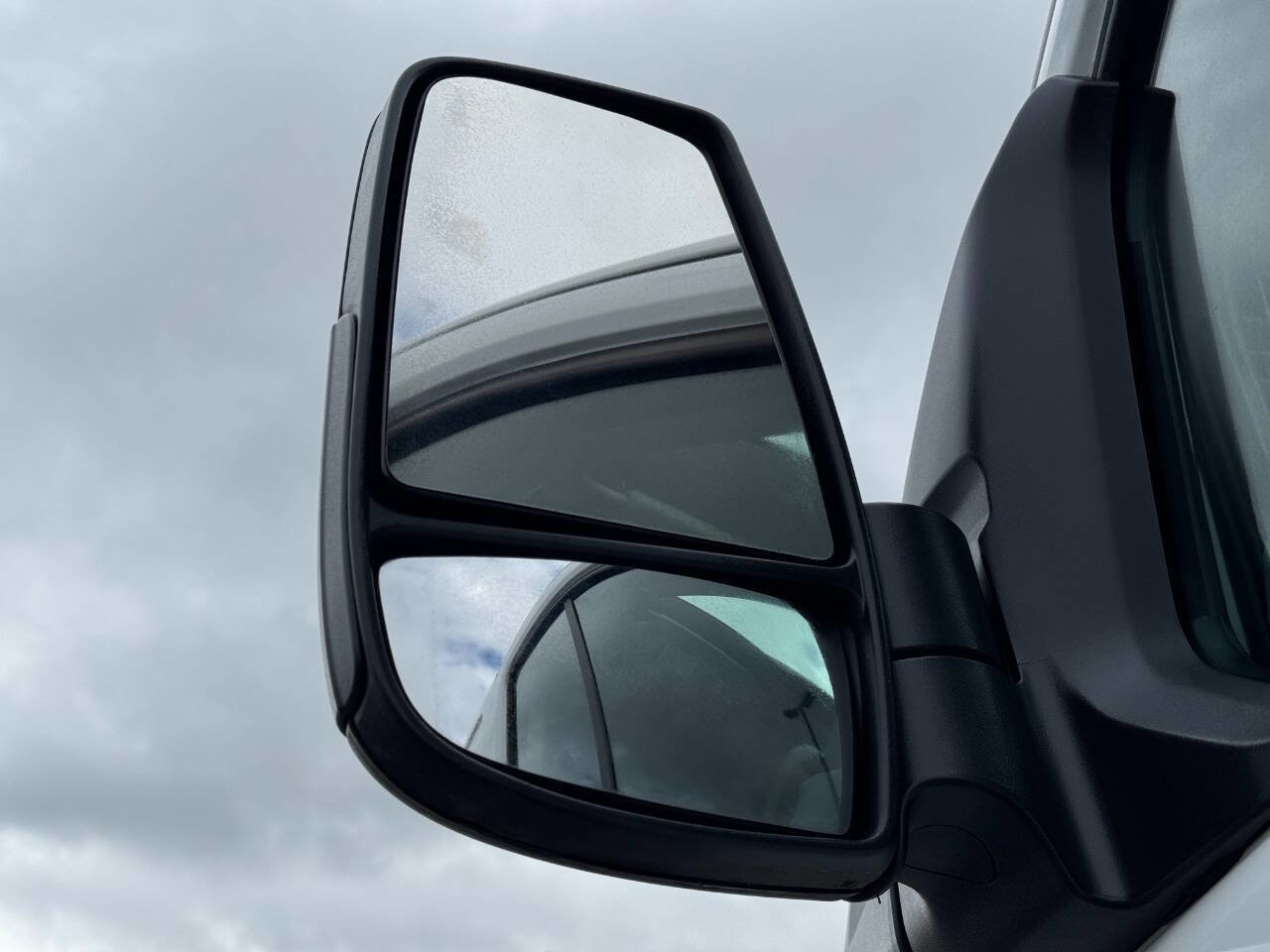 Used 2018 Ford Transit 250 148 Low Roof image 47