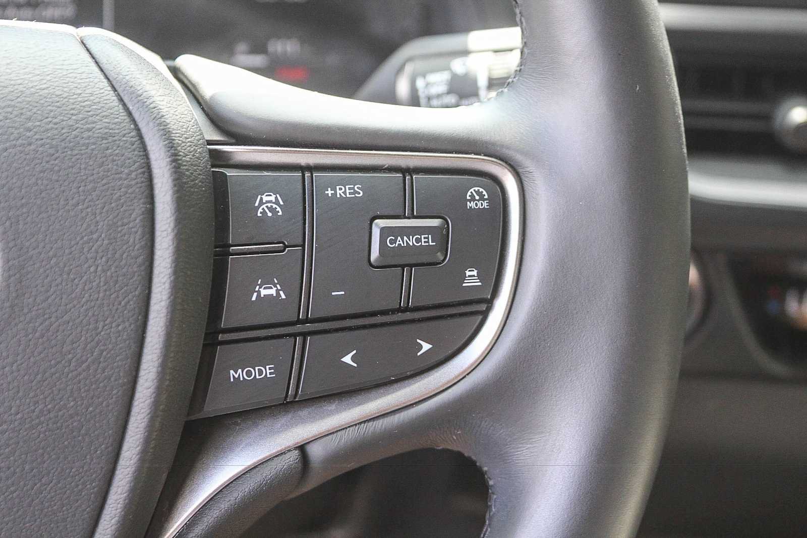 Used 2025 Lexus UX 300h FWD w/ Cold Area Package image 47