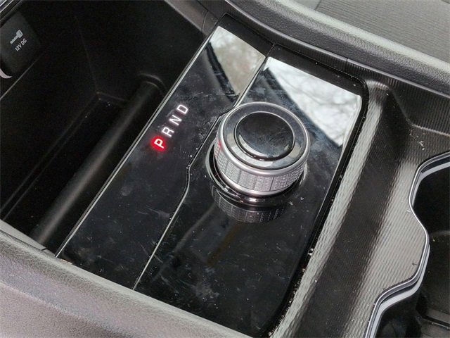 Used 2024 Jeep Grand Cherokee Laredo X image 20