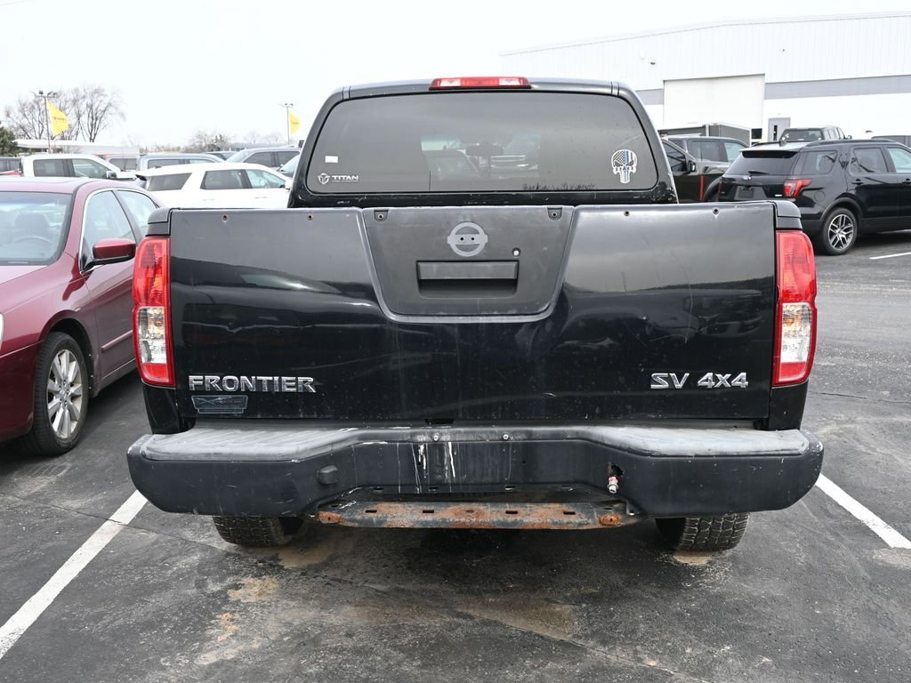 Used 2014 Nissan Frontier SV image 7