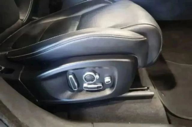 Used 2020 Jaguar F-PACE S image 45