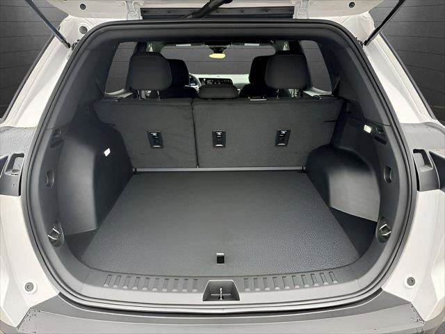 New 2025 Chevrolet Equinox LT w/ Safety and Technology Package image 10