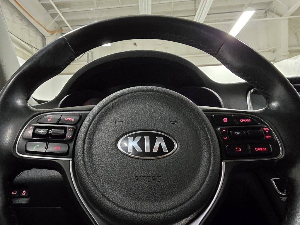 Used 2018 Kia Optima EX image 25