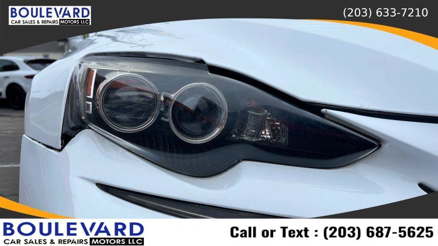 Used 2014 Lexus IS 250 AWD w/ F-Sport Package image 11