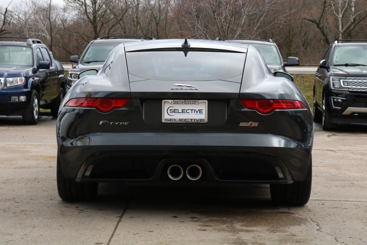 Used 2016 Jaguar F-TYPE S image 15
