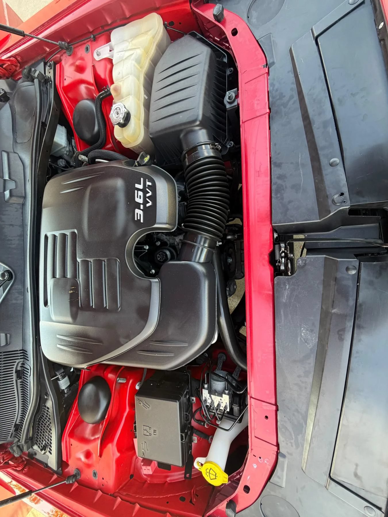 Used 2022 Dodge Challenger GT RWD image 20