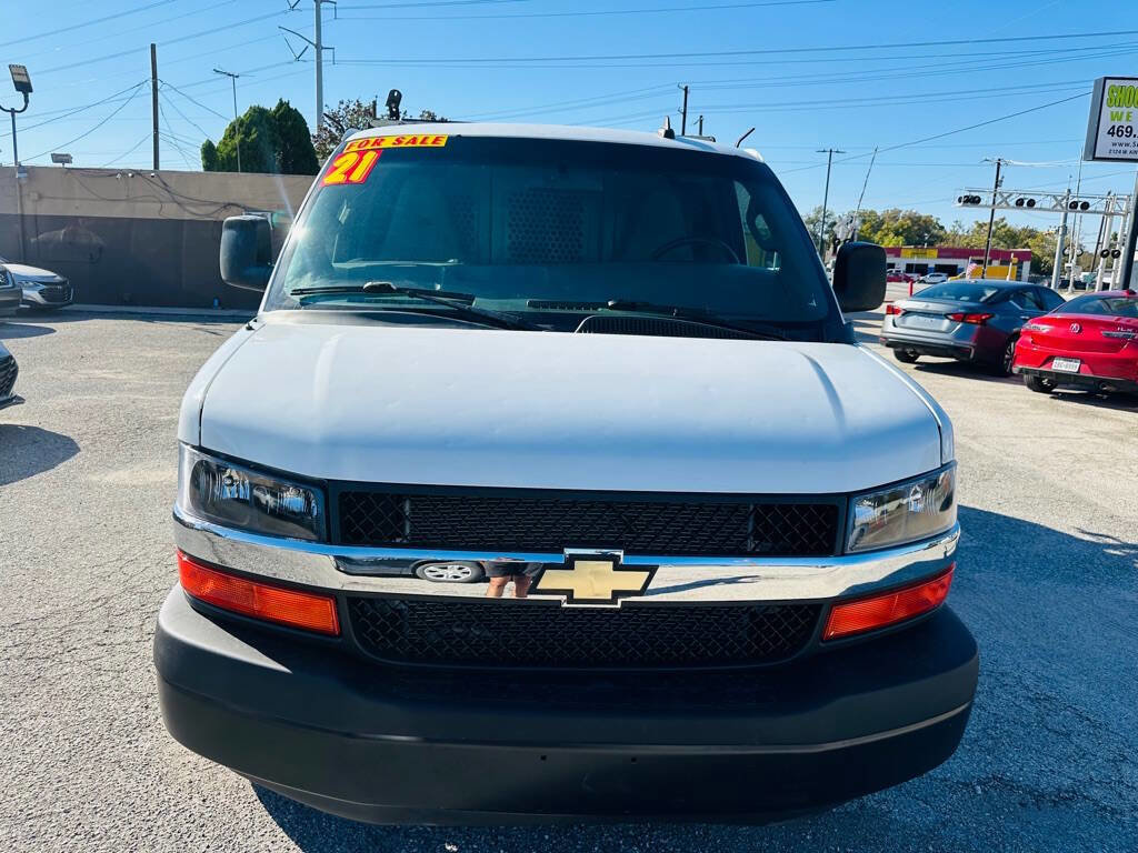 Used 2021 Chevrolet Express 2500 w/ Enhanced Convenience Package image 8