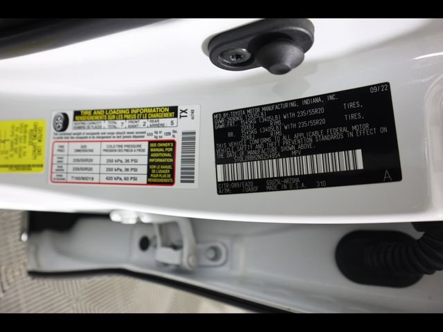 Used 2022 Toyota Highlander XSE AWD/4WD image 59
