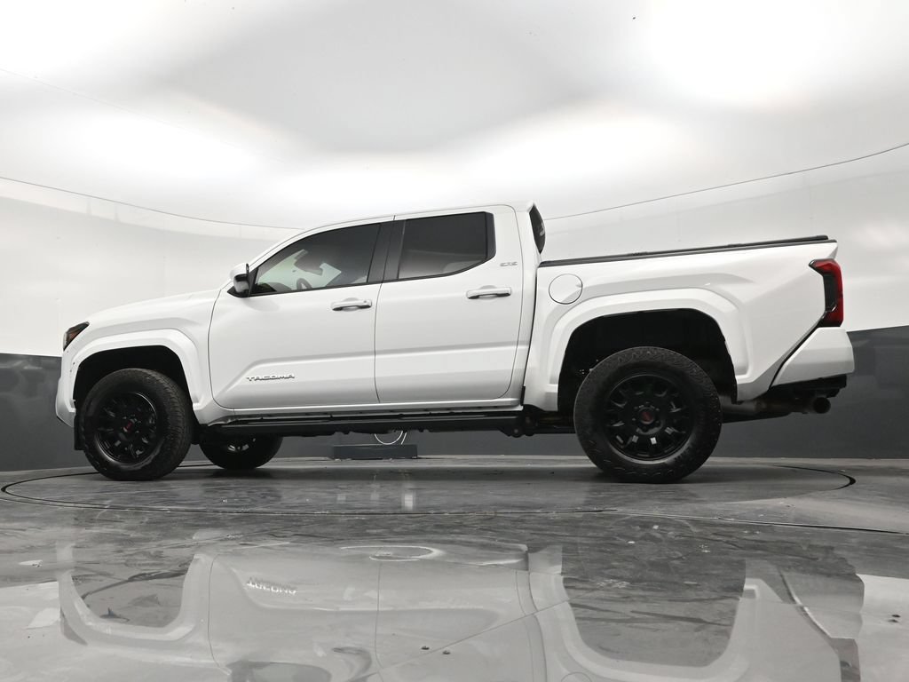 Used 2026 Toyota Tacoma SR5 RWD image 21