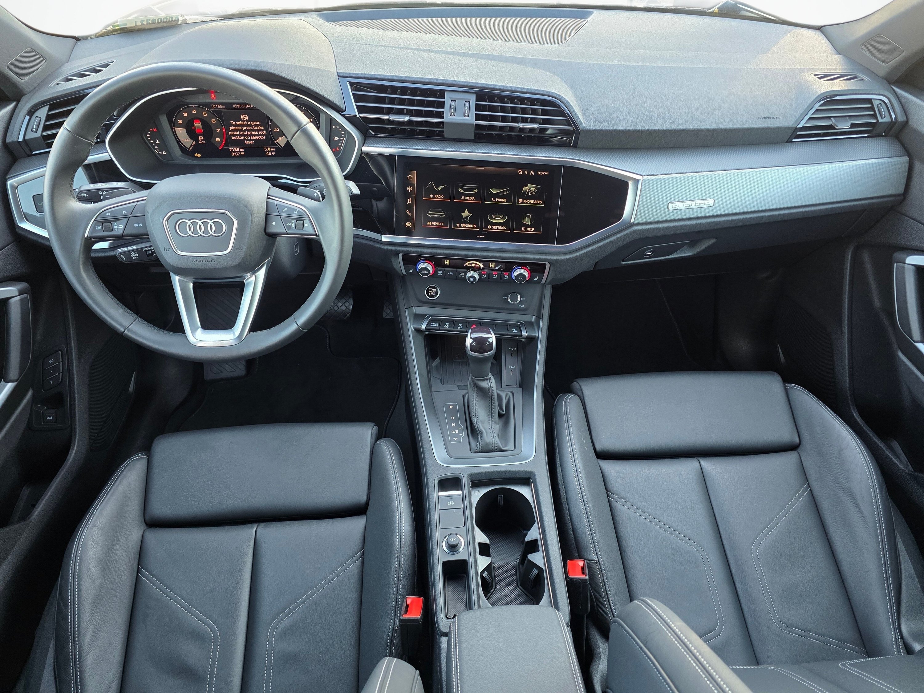 Certified 2025 Audi Q3 2.0T Premium AWD/4WD image 17