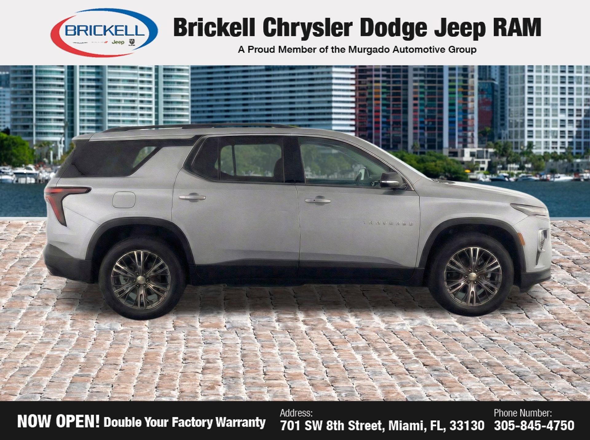 Used 2024 Chevrolet Traverse LT image 8