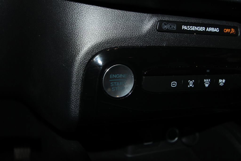 Used 2025 Ford Escape ST-Line Select w/ Tech Pack #1 AWD/4WD image 14