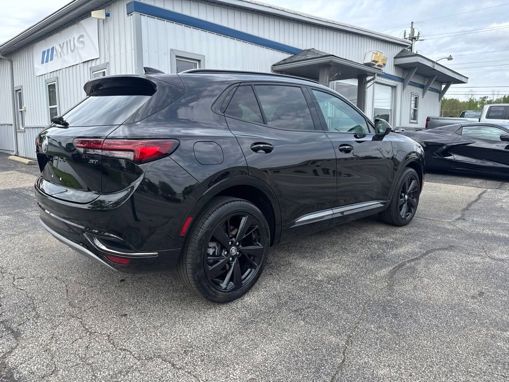 Used 2023 Buick Envision Essence w/ Sport Touring Package AWD/4WD image 7