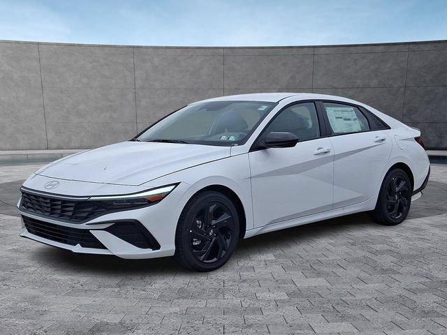 New 2026 Hyundai Elantra Sport FWD image 3