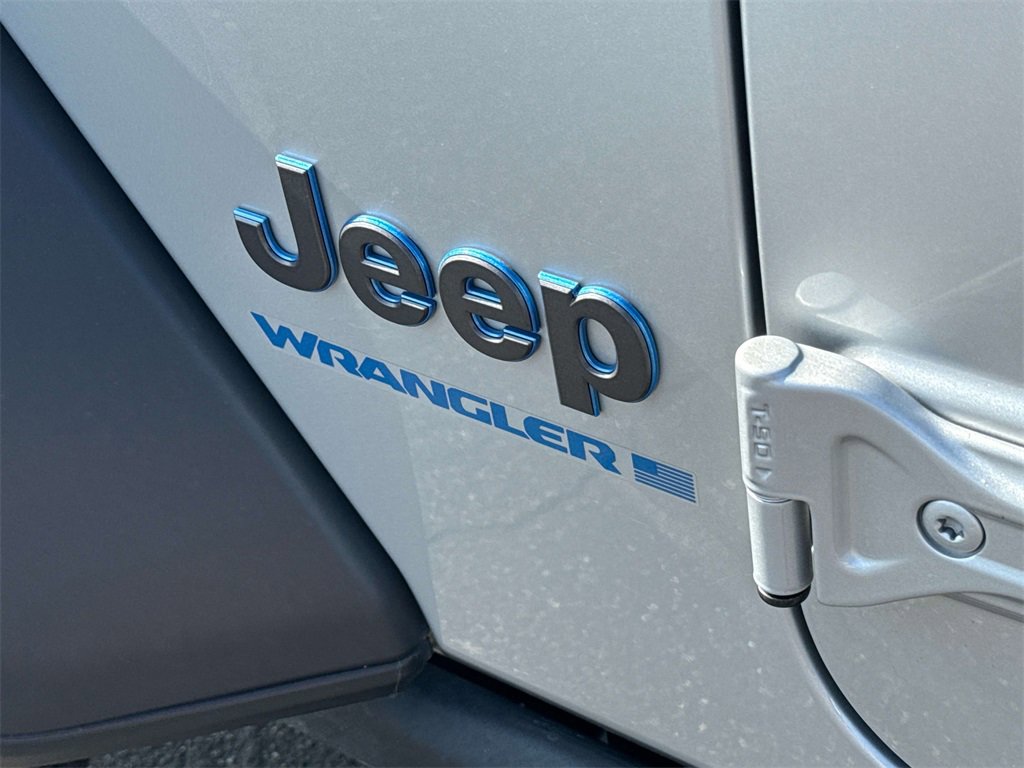 Used 2024 Jeep Wrangler Unlimited Rubicon 4xe image 6