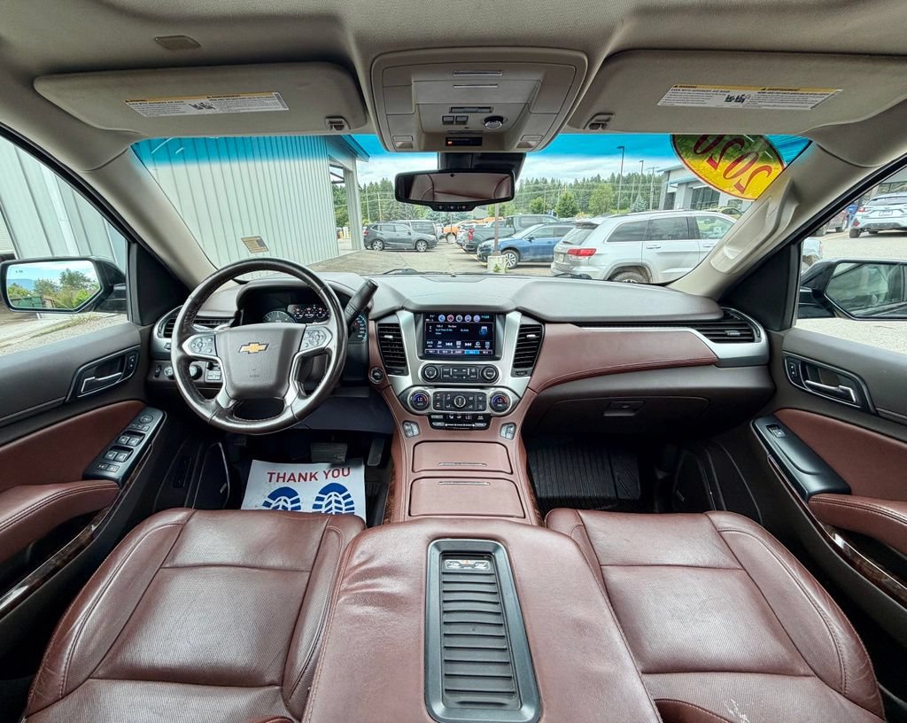 Used 2020 Chevrolet Suburban Premier AWD/4WD image 30