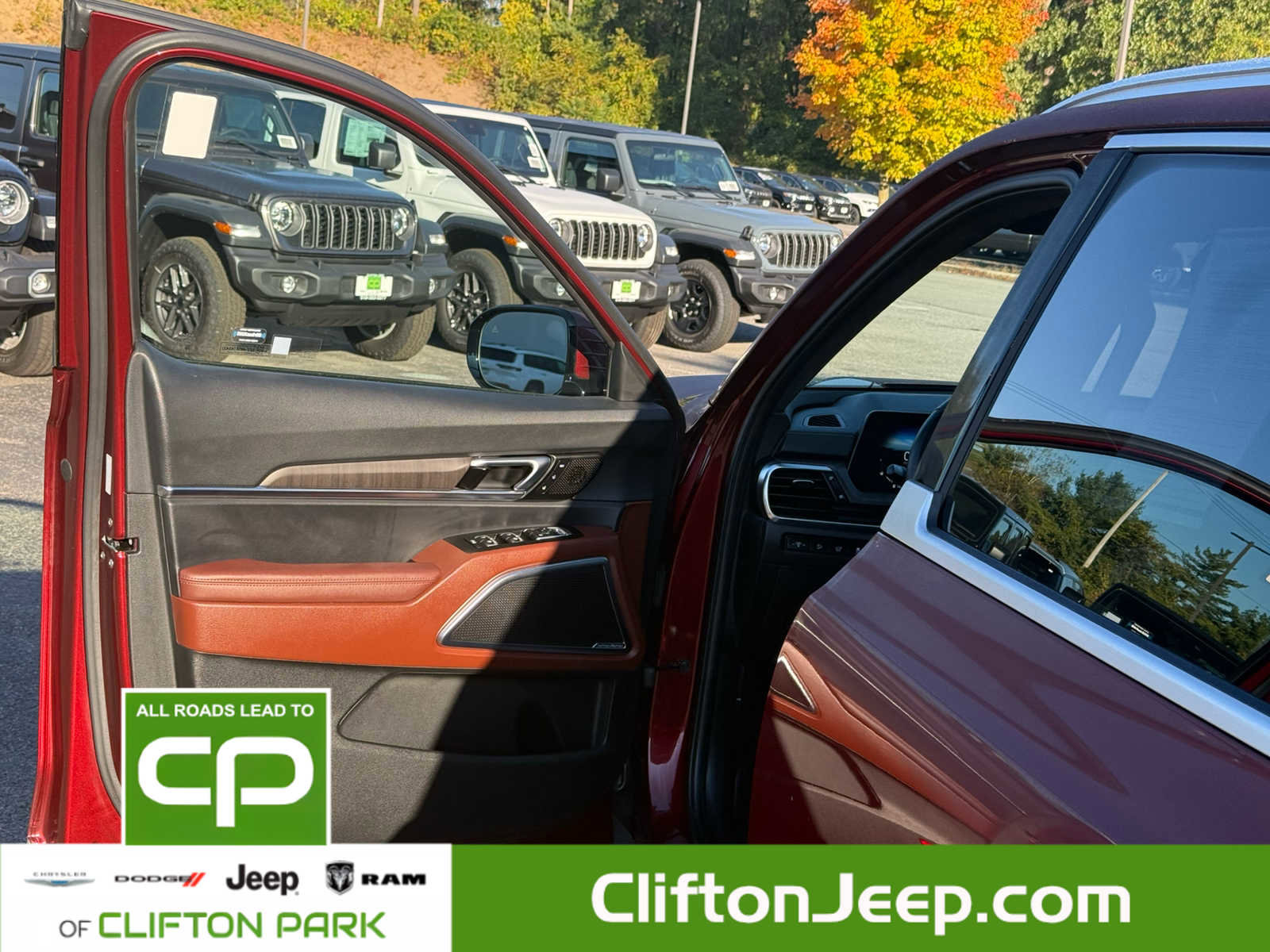 Used 2023 Kia Telluride SX Prestige image 19