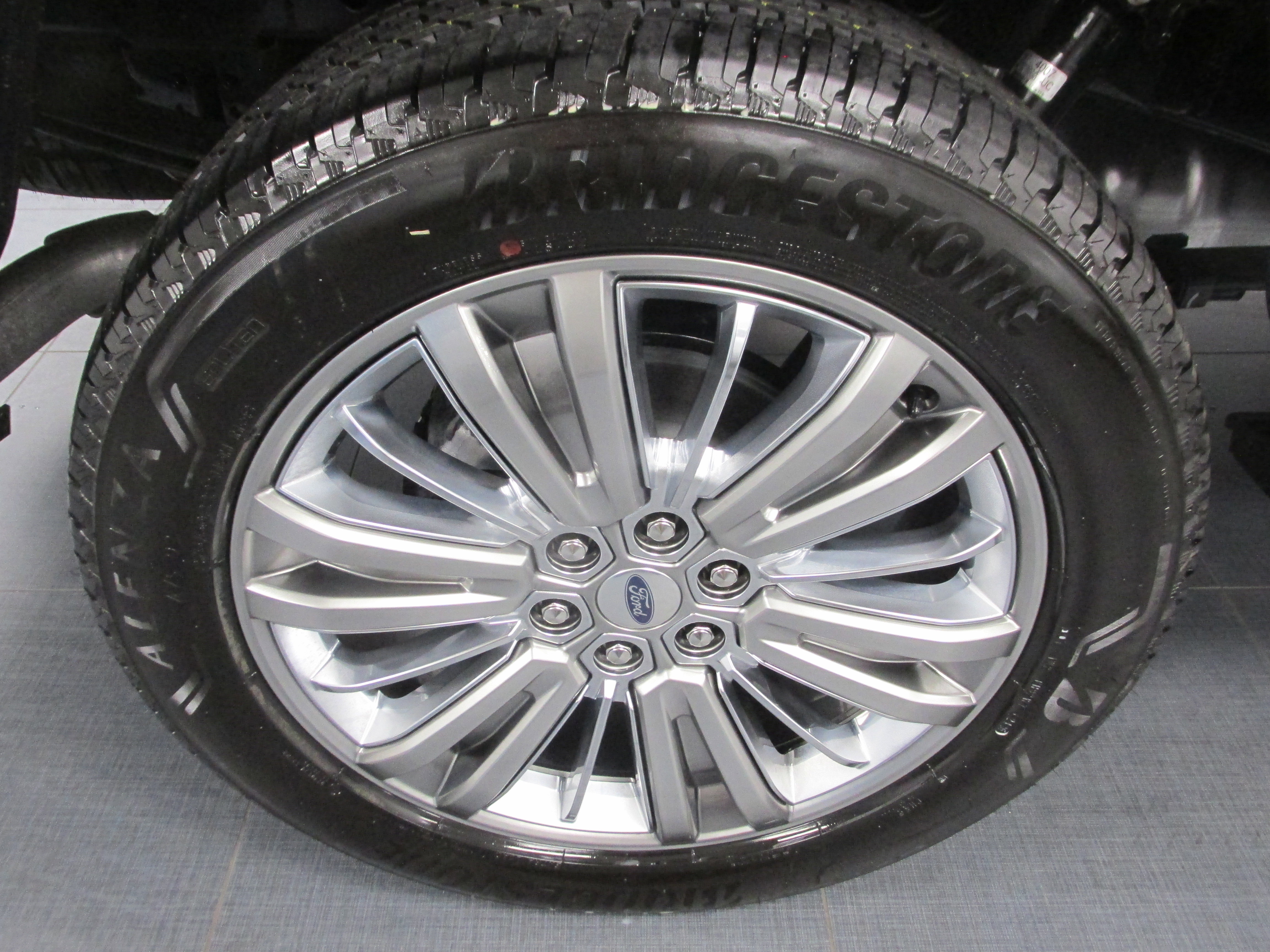 New 2025 Ford F150 Platinum image 15