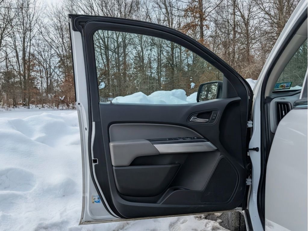 Used 2020 Chevrolet Colorado LT image 10