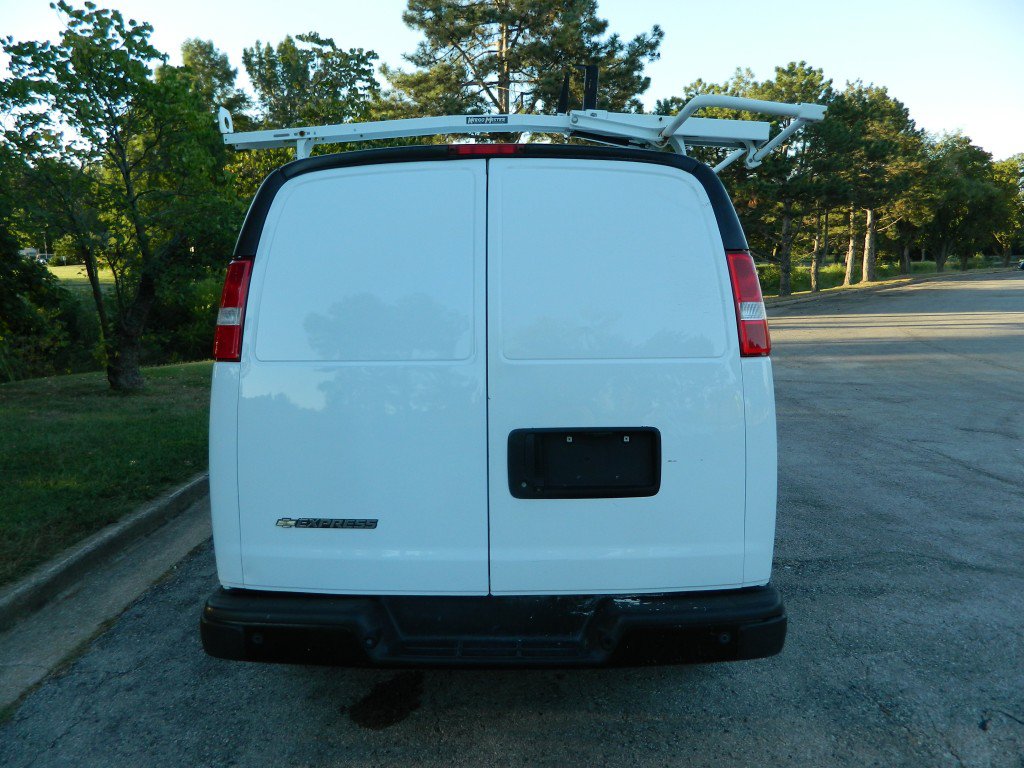Used 2020 Chevrolet Express 2500 w/ Safety Package RWD image 8