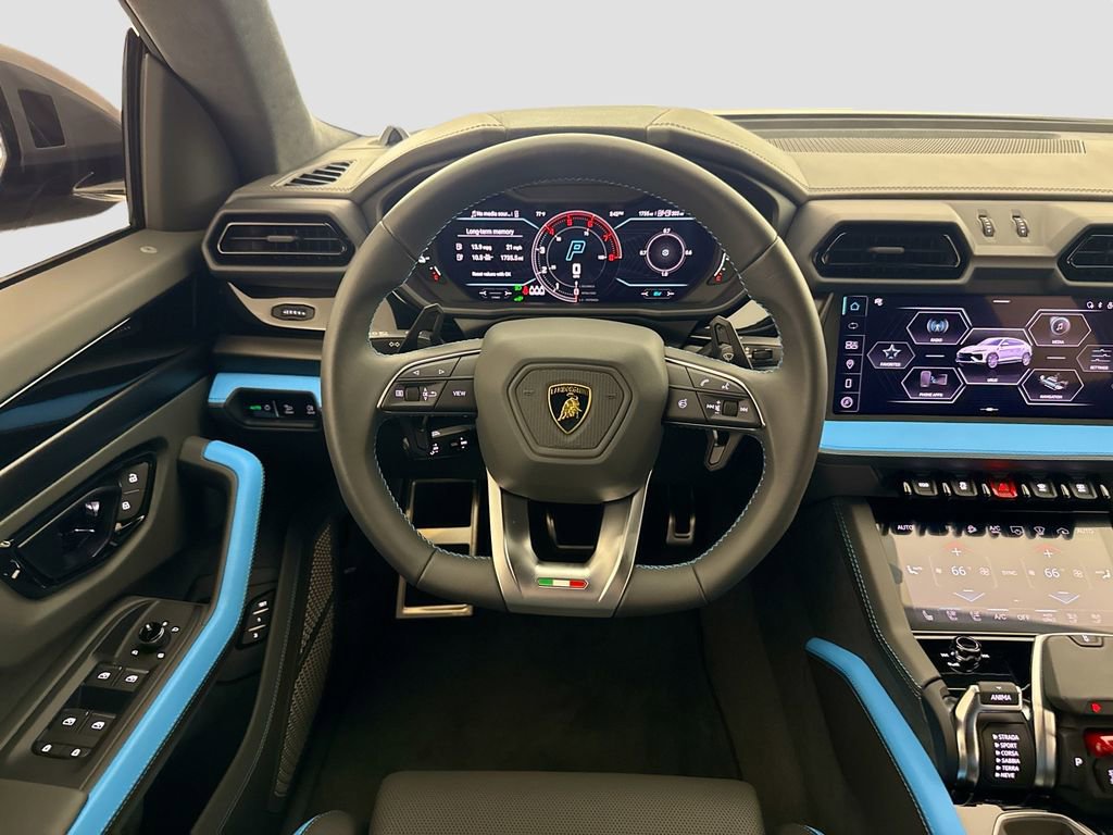 Used 2025 Lamborghini Urus Performante AWD/4WD image 24