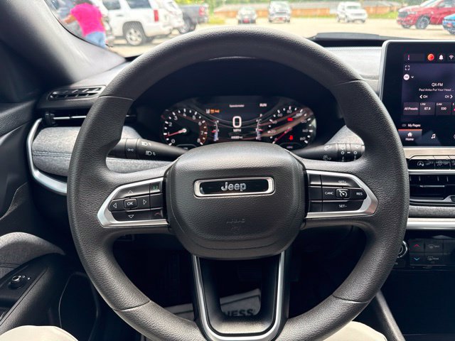 Certified 2024 Jeep Compass Sport AWD/4WD image 11