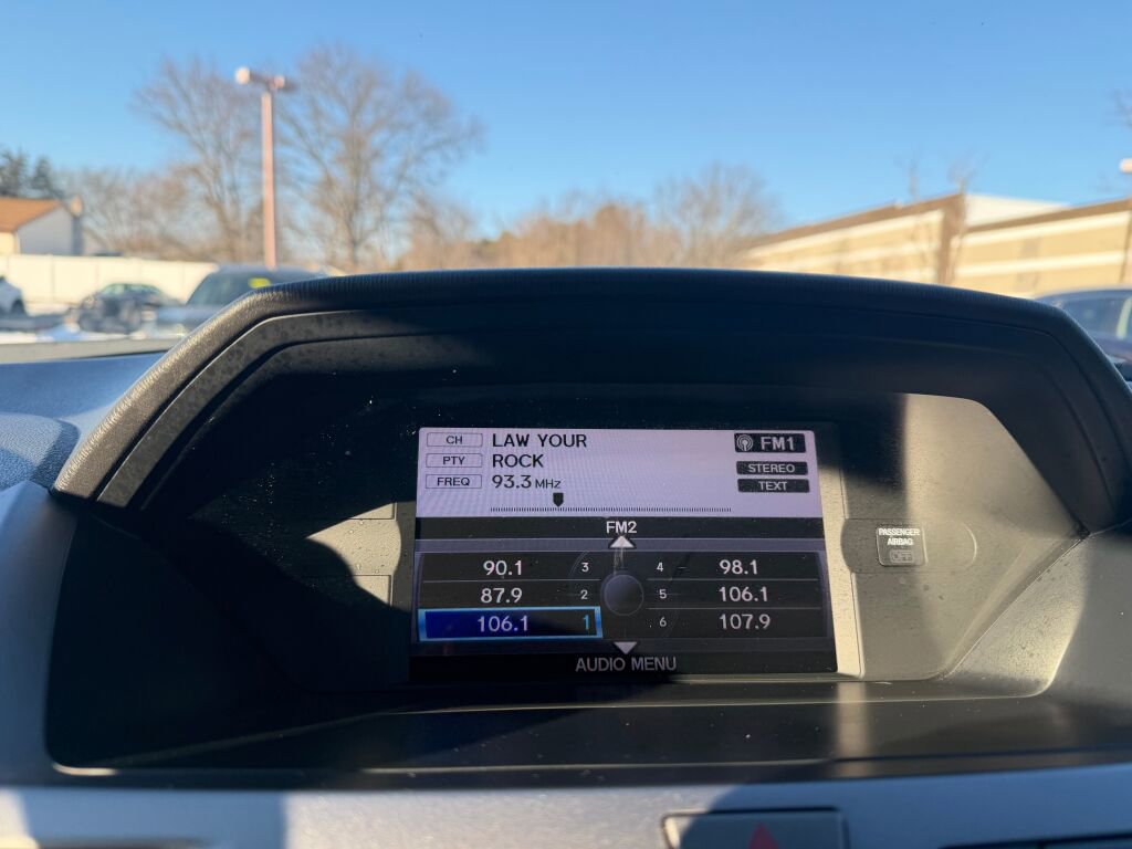 Used 2013 Honda Odyssey Touring Elite image 16