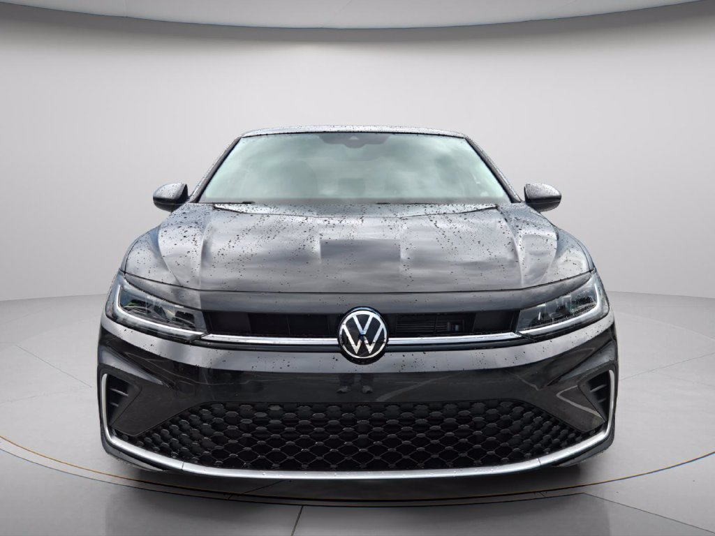 New 2027 Volkswagen Jetta SE FWD image 3