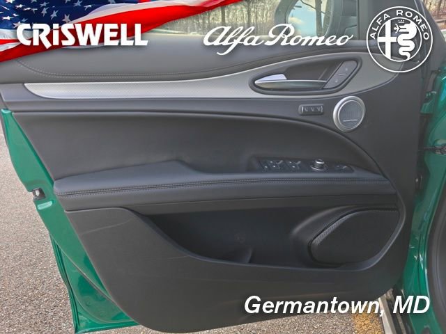 New 2026 Alfa Romeo Stelvio Sprint image 17