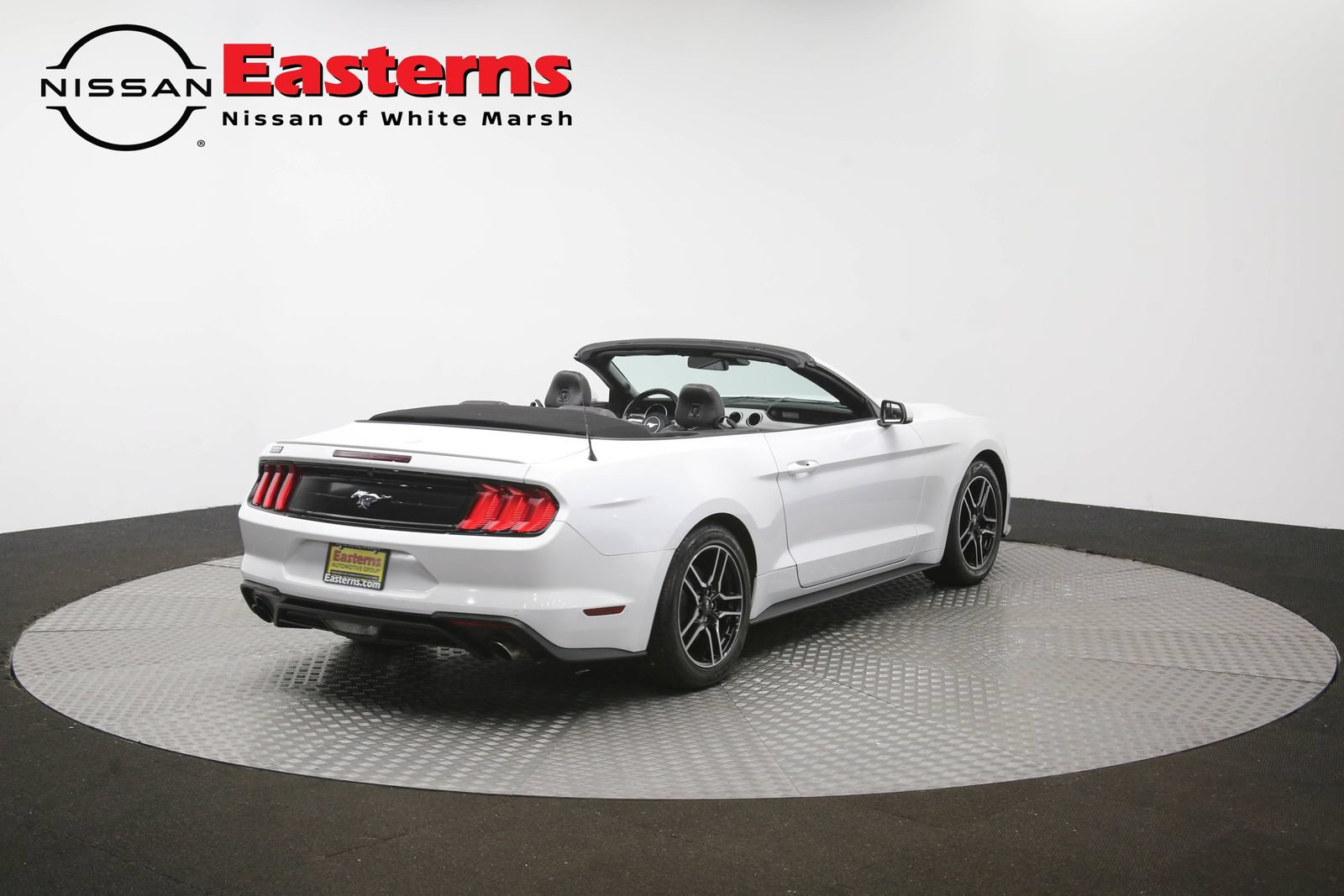 Used 2022 Ford Mustang Premium RWD image 38
