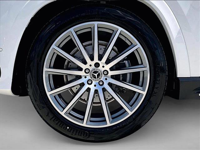 New 2026 Mercedes-Benz GLS 580 4MATIC image 14